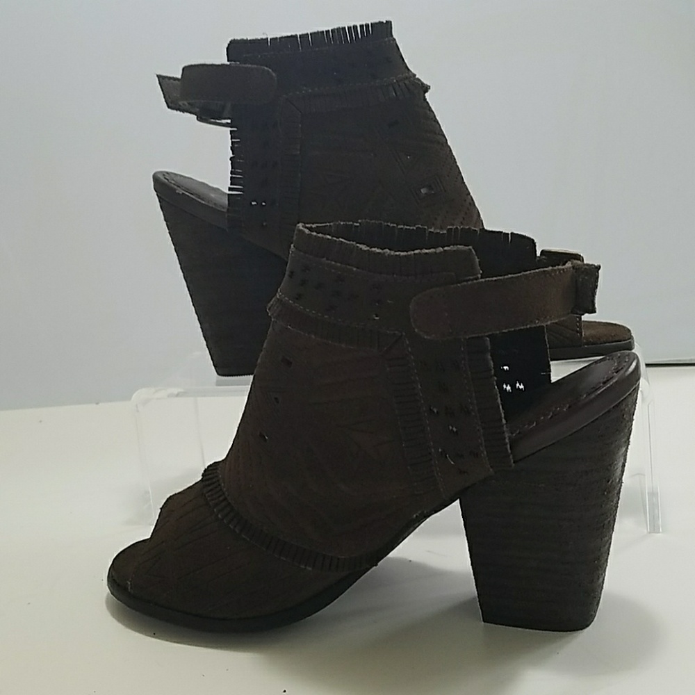 NAUGHTY MONKEY FESTIVAL OPEN TOE BOOTIES - Picture 4 of 8